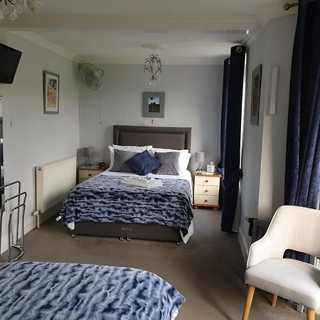 Bronwye Hotel Builth Wells Bagian luar foto